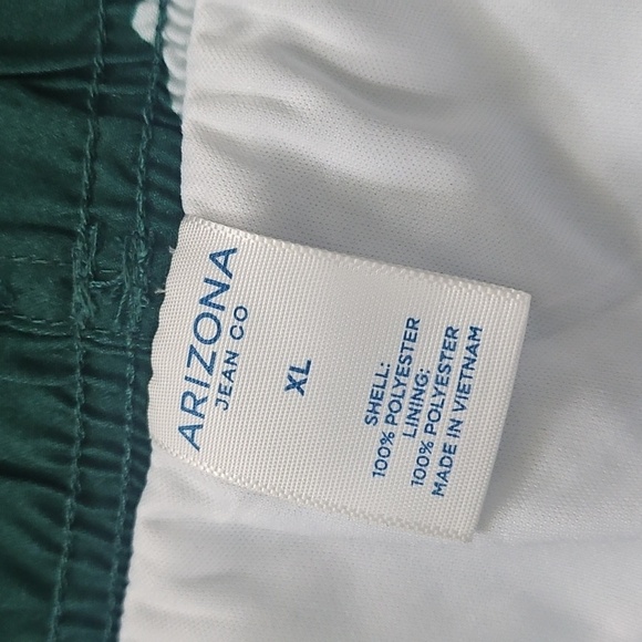 Arizona Green Tropical Print Swim Shorts with 6.5" Inseam NWT - Picture 9 of 9